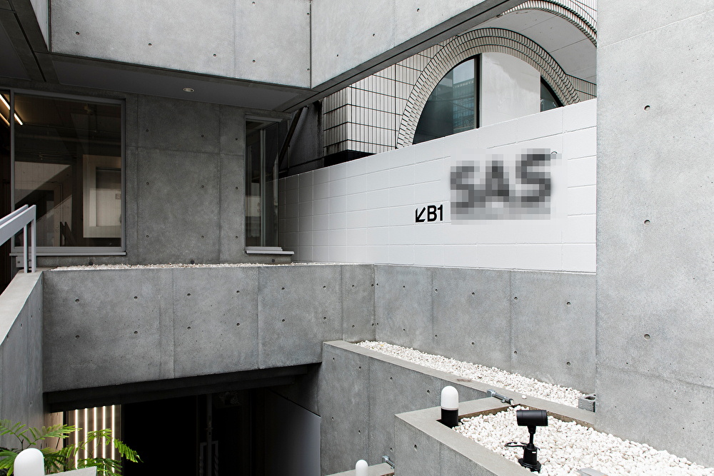 하라주쿠역 도보 5분｜실버 무드의 감각적인 대형 이벤트 공간 이미지 4